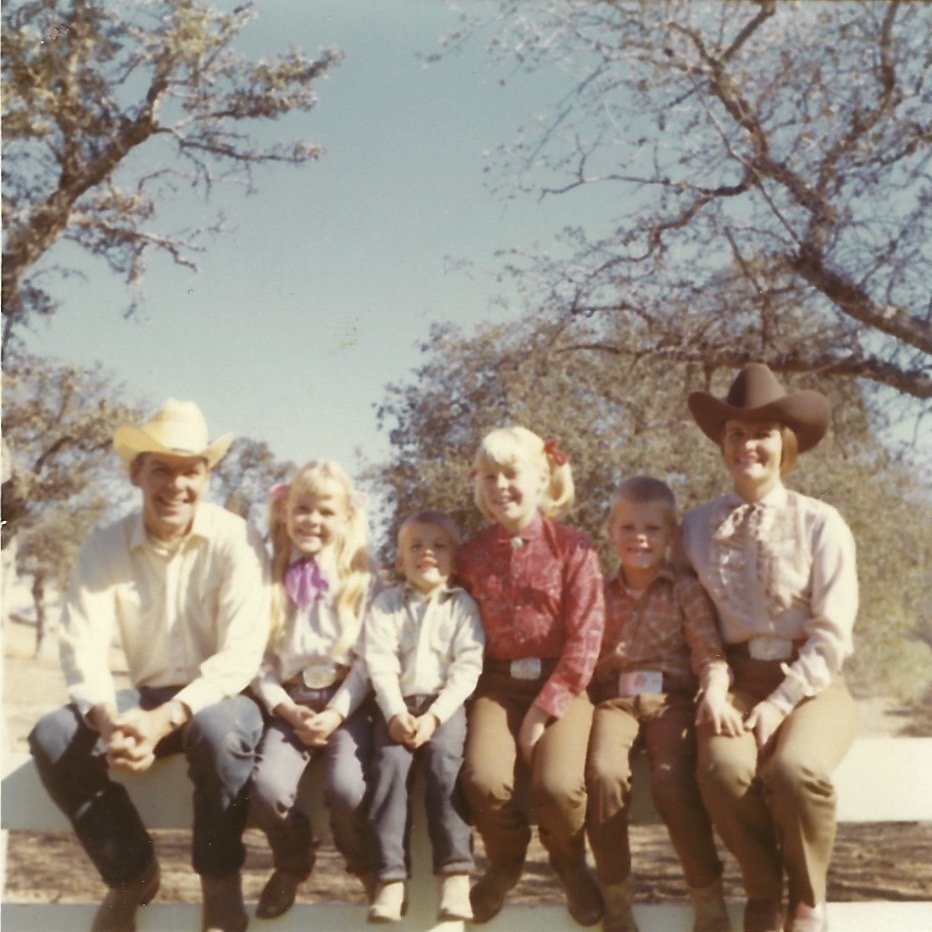 V6 Dude Ranch California Parkfield Lodge Varian Ranch Room Varian Family